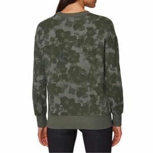 Mondetta Green Crewneck Sweater Camouflage Knit